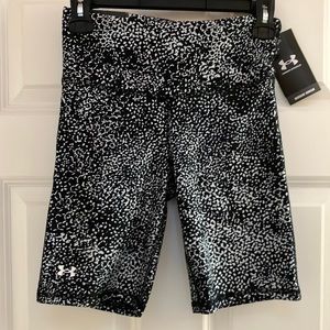 Under Armour Athletic/Athleisure Bike Shorts NWT!